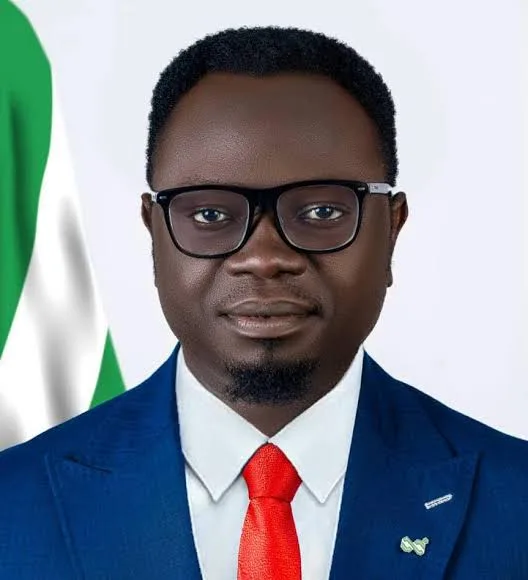 Zanen 'Adire' zai maye gurbin Khaki a matsayin sabon tufafin NYSC