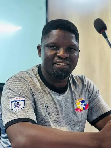 Kano Pillars ta naɗa Daniel Ogunmodede a matsayin sabon kocinta