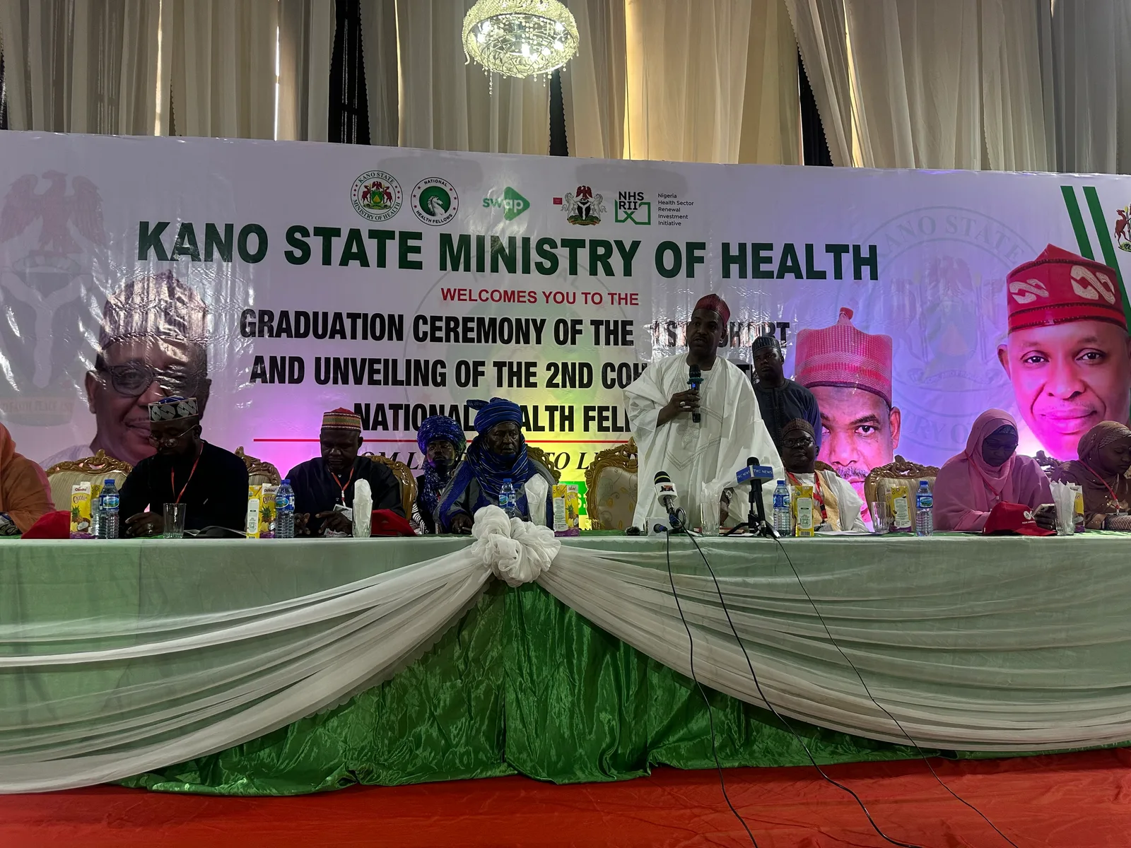 Gwamnatin jihar Kano ta gudanar da bikin yaye rukunin farko tare da kaddamar da sabon rukuni na matasa karkashin shirin bunkusa shugabanci da kwarewa a fannin lafiya