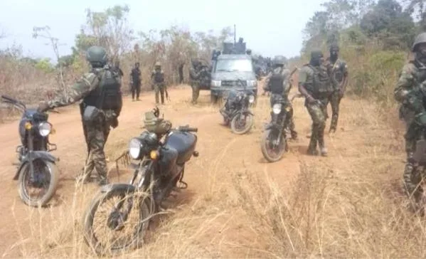 'Yan Bindiga Sun Kashe Mutum 18, Ciki Har Da Sojoji Huɗu, A Zamfara Da Sakkwato